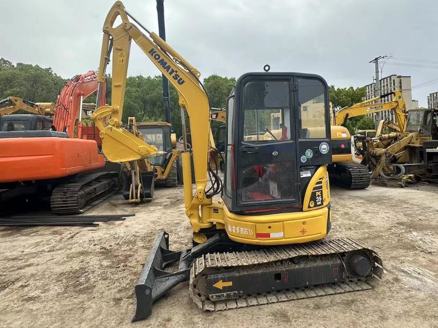 Japonya Kullanılmış Komatsu kazıcı satılıyor İkinci el PC35 Jindongyu Makineleri