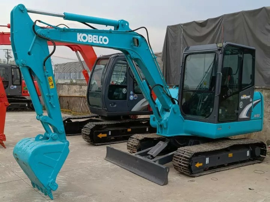 Japonya Kullanılmış Kobelco kazıcı satılıyor İkinci el SK60 Jindongyu Makineleri